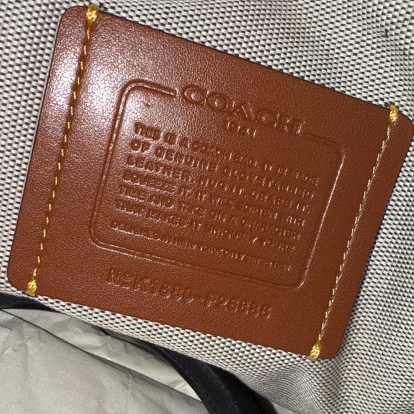 Coach 1941 Rogue Bordeaux Gloved Tanned Leather Tote Shoulder Bag - Picture 7 of 7